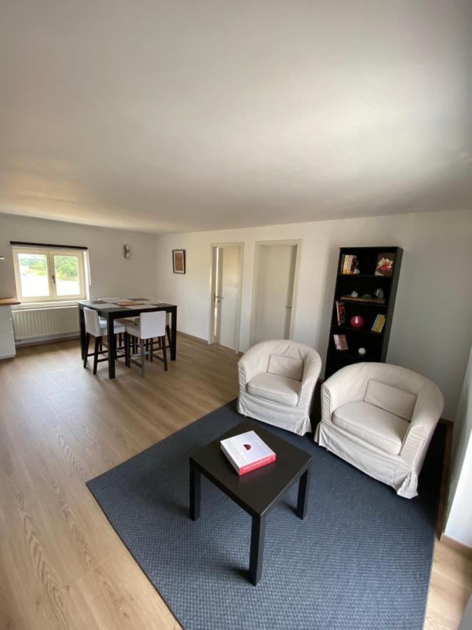 La Cle Des Champs Bed & Breakfast Jodoigne Exterior photo
